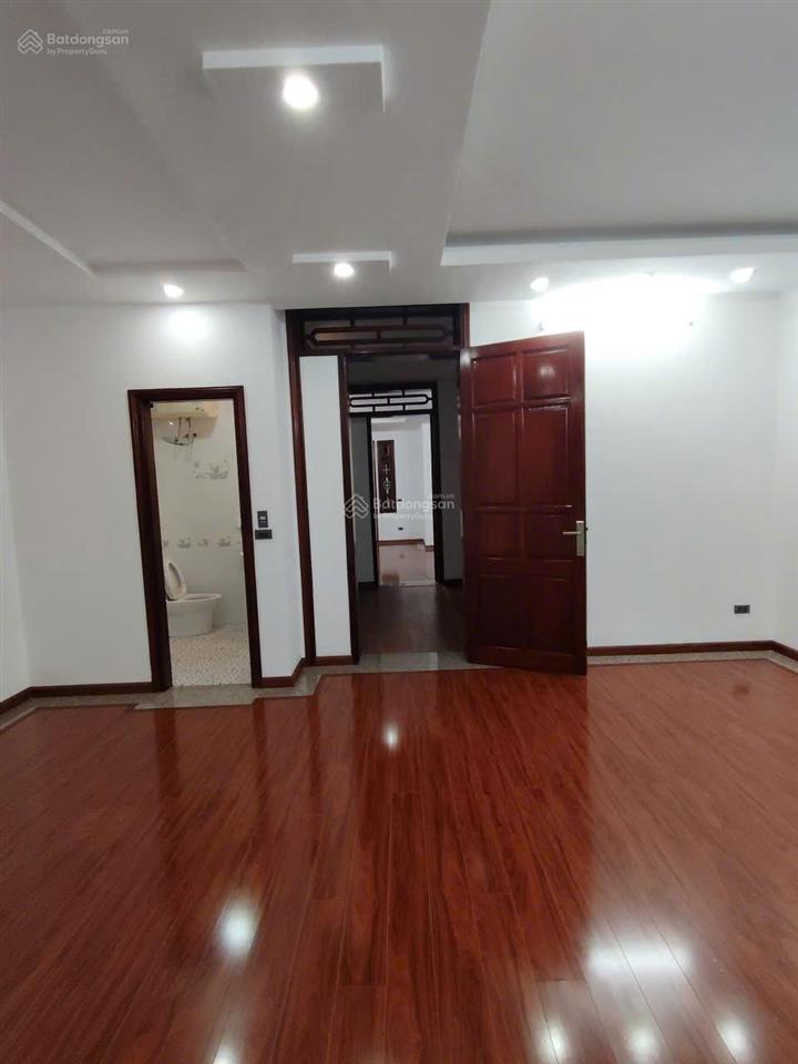 Bán biệt thự ở vinaconex 3  kđt trung văn  gần đại lộ thăng long. nhà đẹp  có hầm