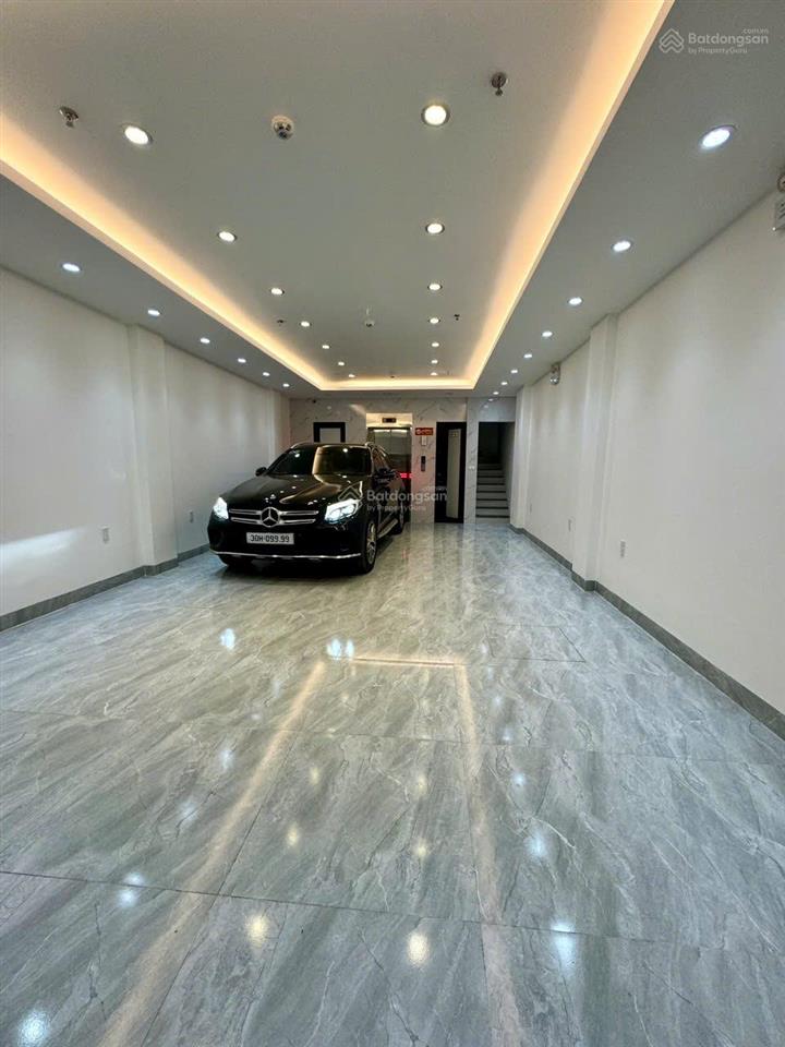 Bán nhà khu kim giang dt 65m2, xây 7 tầng. mt 5,2m. thang máy, ô tô tránh nhau. gần phố