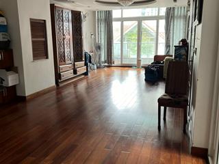 Cho thuê biệt thự kđt yên hòa, dt 160m2, xây 5 tầng + hầm, thang máy. nhà đẹp, đường rộng