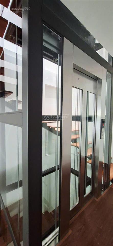 Cho thuê tòa nhà mặt phố trung kính. dt 90m2, xây 6 tầng. mt 5,2m. thông phòng, thang máy