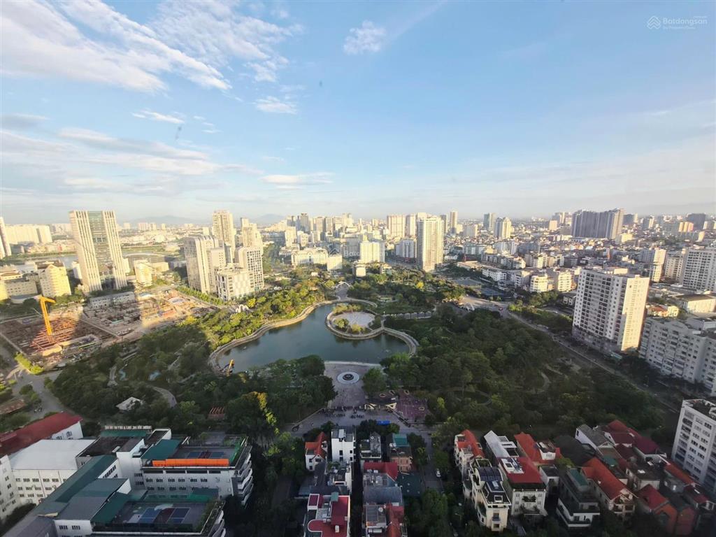Bán căn góc đẹp nhất tòa hà đô park view, view trọn công viên cầu giấy 123m2, giá 15,5 tỷ