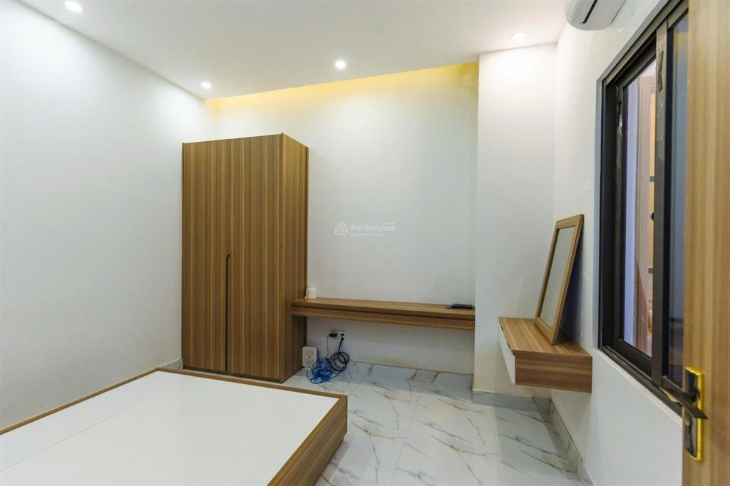 Bán liền kề hoàn thiện full nội thất đường mê linh dự án bàu tràm lakeside view hồ, giá 7,5 tỷ