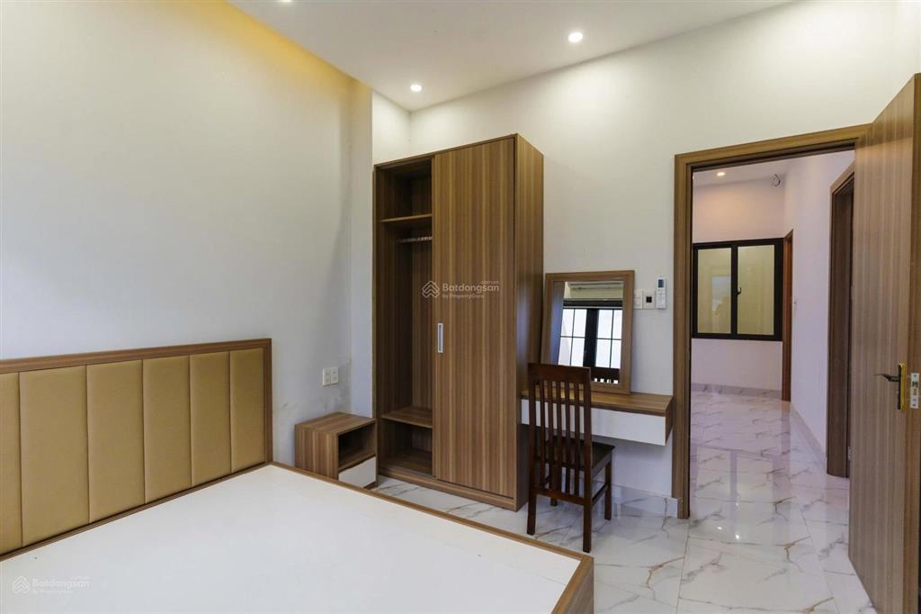 Bán liền kề hoàn thiện full nội thất đường mê linh dự án bàu tràm lakeside view hồ, giá 7,5 tỷ