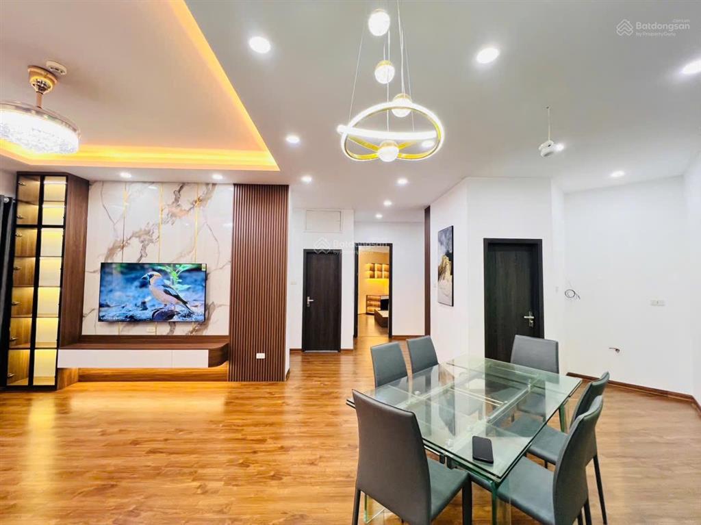 Bán căn hộ m3 m4 nguyễn chí thanh 120m2 3pn sửa đẹp ,ở luôn