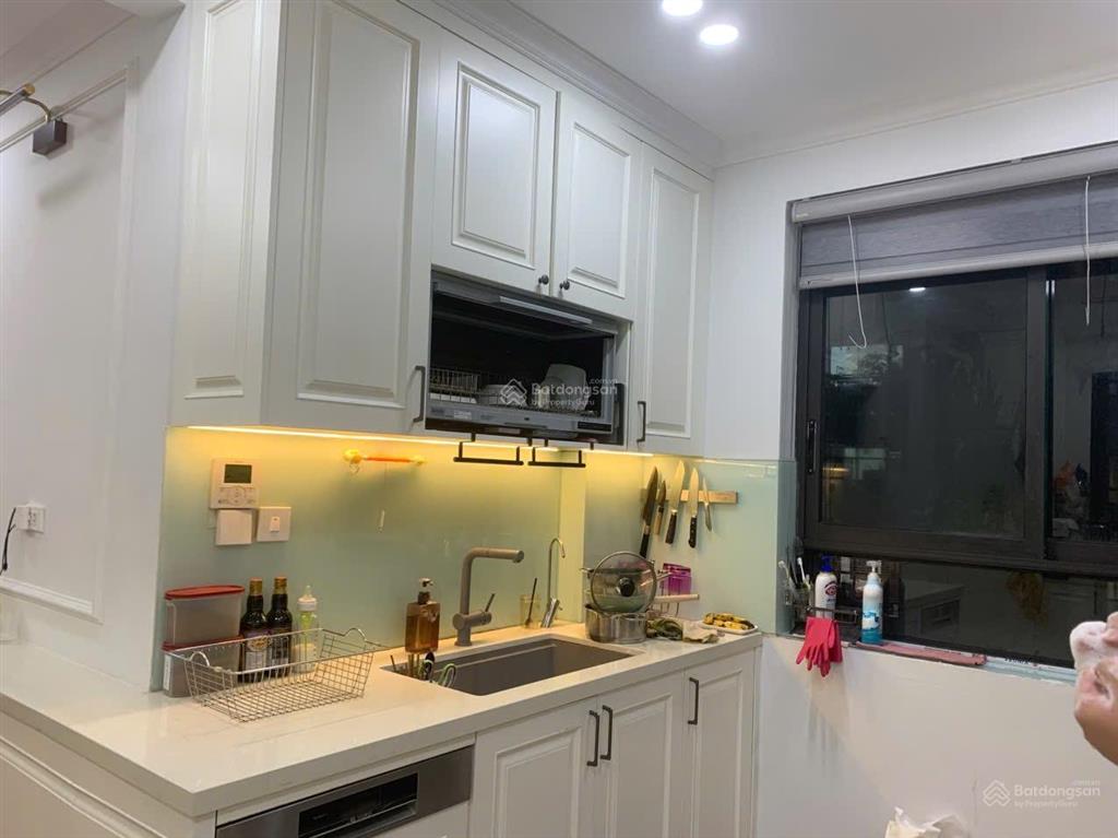 Nhà e chuyển công tác cần bán căn hộ 17t7 hoàng đạo thuý căn góc 3pn bc đn giá 10.95 tỷ