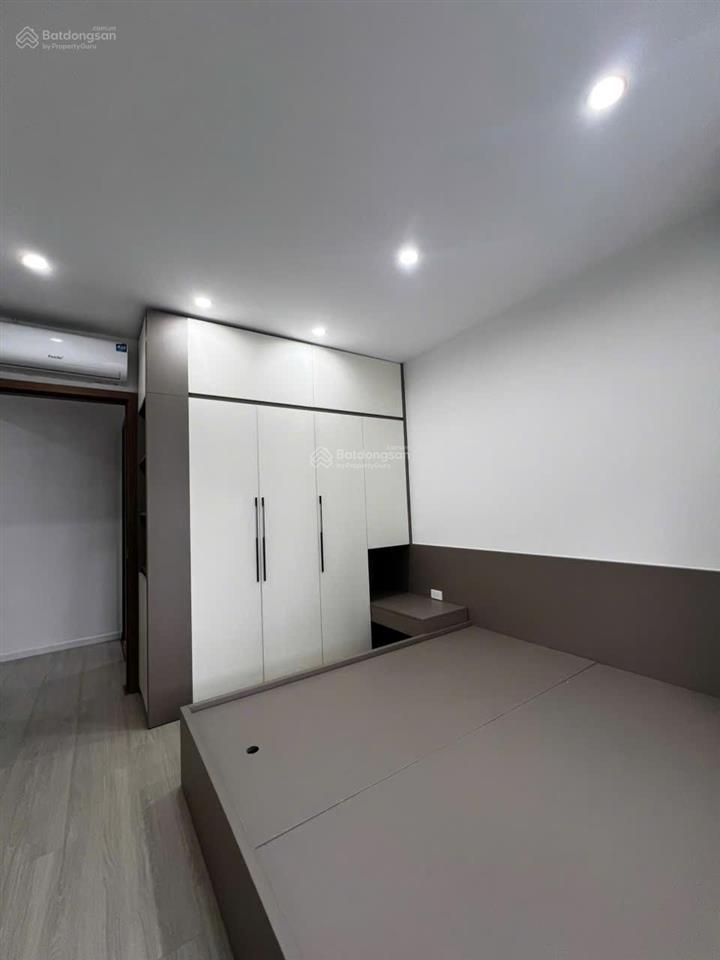 Bán căn hộ tòa 30t2 kđt nam trung yên, căn góc view hồ đã làm nt mới