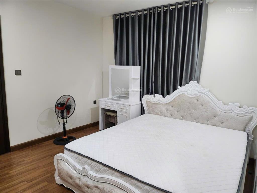 Bán căn hộ home city trung kính 2pn 2vs full hơn 6 tỷ
