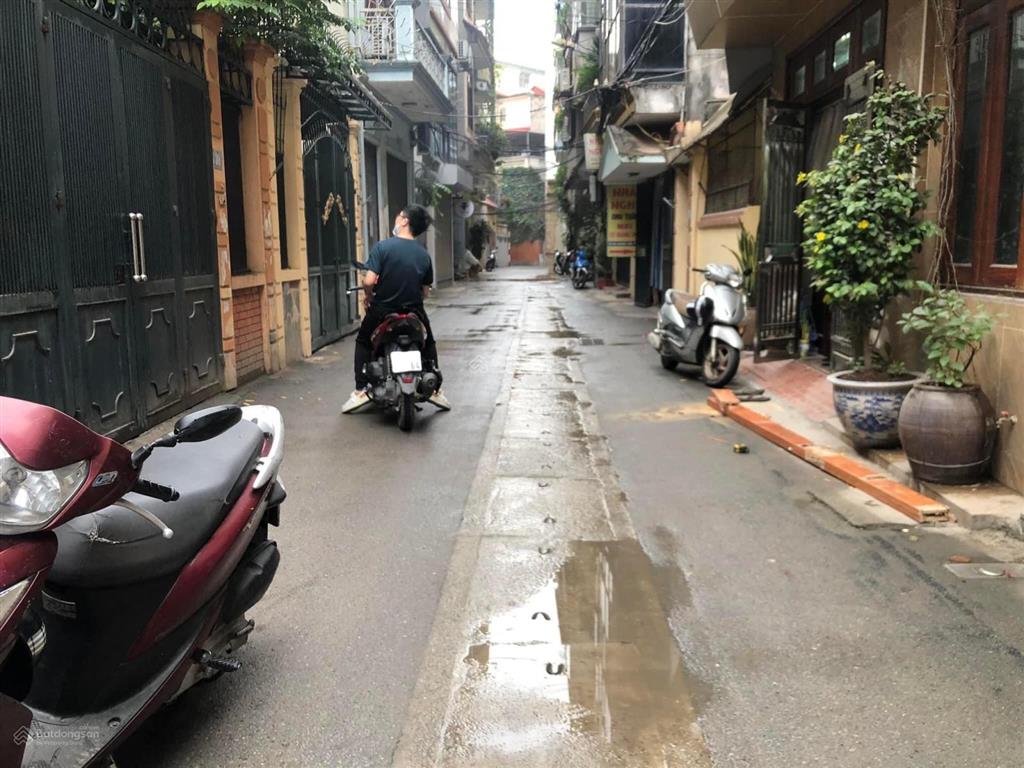 Bán đất tại núi trúc, giảng võ, q.ba đình, 220 triệu / m2, 300 m2, chỉ với cơ hội đầu tư hot!