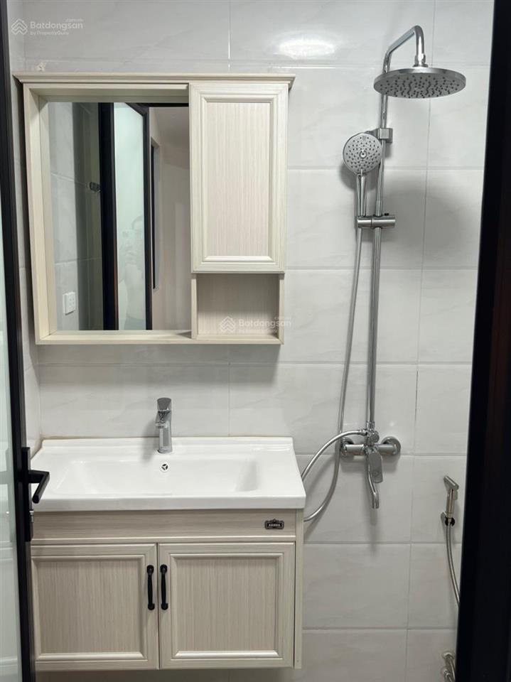 Bán căn hộ chung cư đường sắt, 5,3 tỷ, 60m2, 2pn, 1wc, đông bắc, bc đông nam tại hà nội