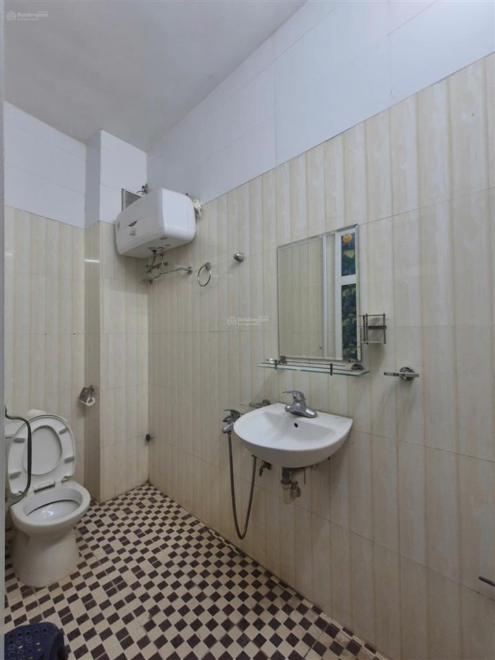 Cần bán nhà riêng ngõ phố 58 nguyễn khánh toàn, nhà đẹp, thoáng mát an ninh tốt