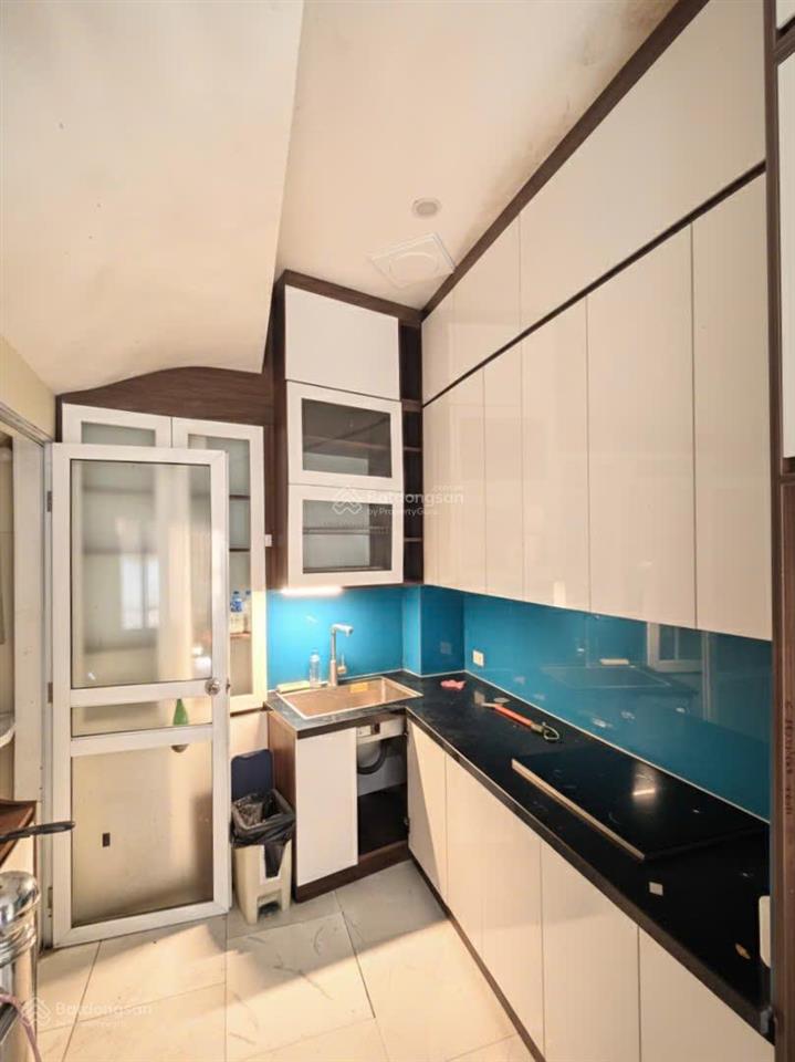 Cần bán nhà riêng ngõ phố 58 nguyễn khánh toàn, nhà đẹp, thoáng mát an ninh tốt