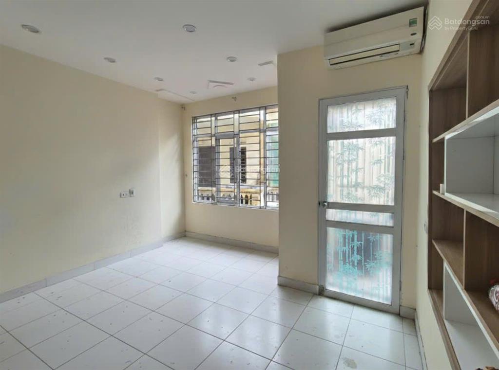 Chính chủ cần bán nhà riêng số 72 ngách 225/7 nguyễn khánh toàn thông quan hoa 29m giá 7,1 tỷ