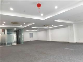 Bán tòa nhà phố trần thái tông 8 tầng 1 hầm , 85 tỷ vnd, 126m2, view đẹp, giá tốt