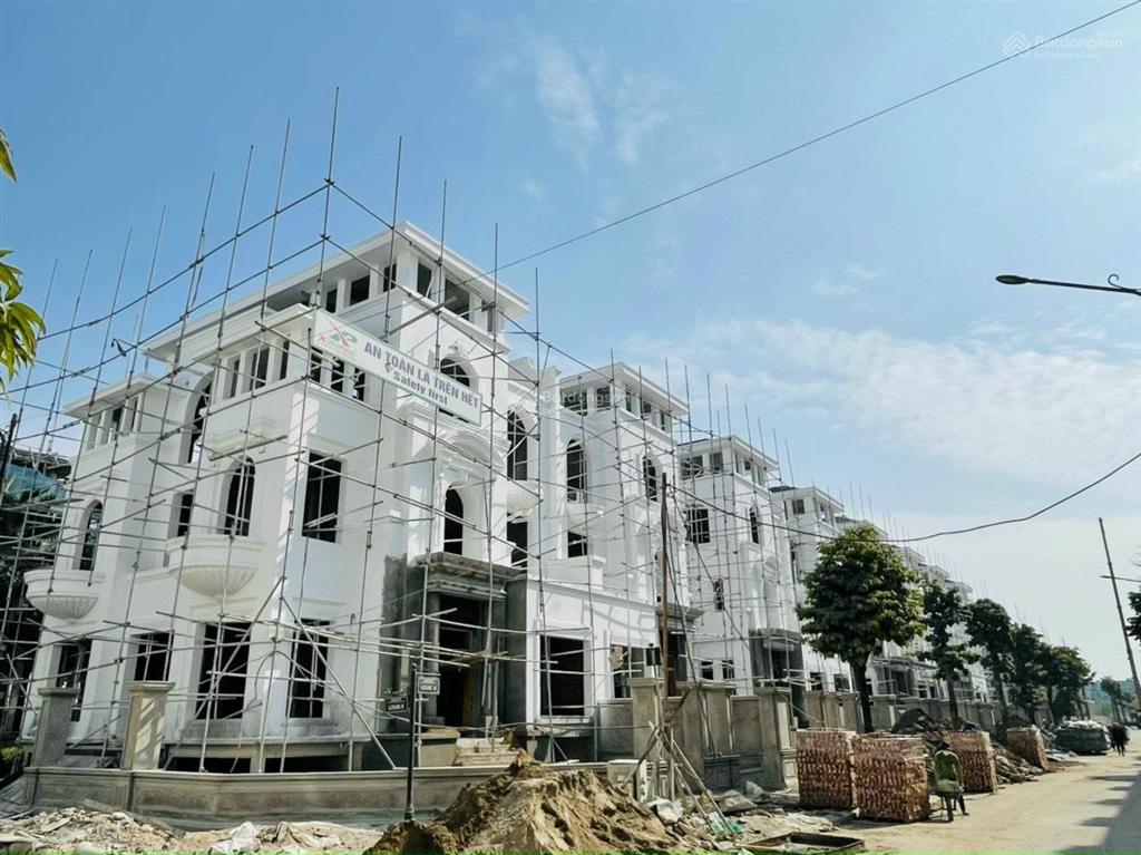 Chủ nhà cần tiền bán gấp liền kề đường to louis city hm giá 26,8 tỷ  0969 534 ***