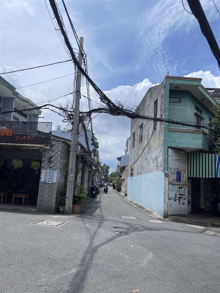 Bán nhà hxh trần thị trọng(cống lỡ cũ) p15  tân bình(dt 8,7x 29 =238m2) hiện có 12 phòng trọ