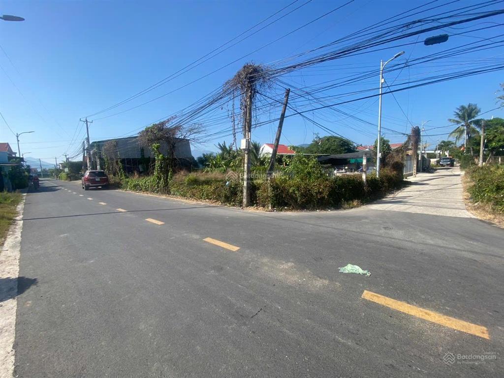 Cần bán đất 2 mt huỳnh thúc kháng  diên khánh khánh hoà (dt 18x16,5 =297m2) có 160m2 thổ cư