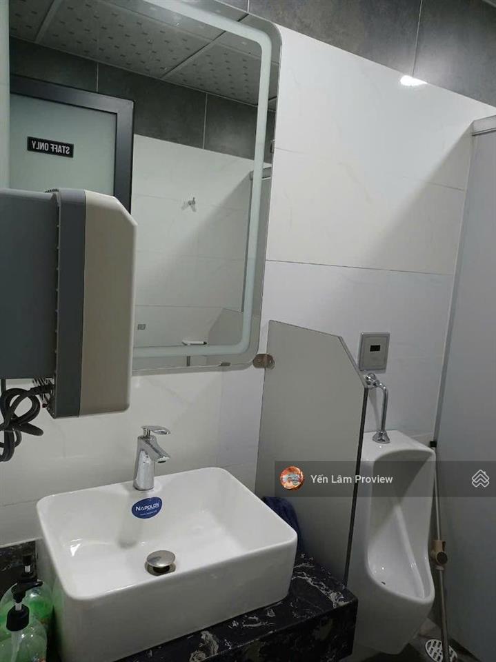 Bán tòa văn phòng huỳnh mẫn đạt bình thạnh, hầm + 8 tầng giá 90 tỷ