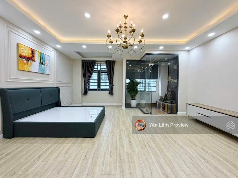 Bán nhà phạm viết chánh quận 1, diện tích 90,1 m², 5 lầu thang máy, 8pn, giá 29,5 tỷ