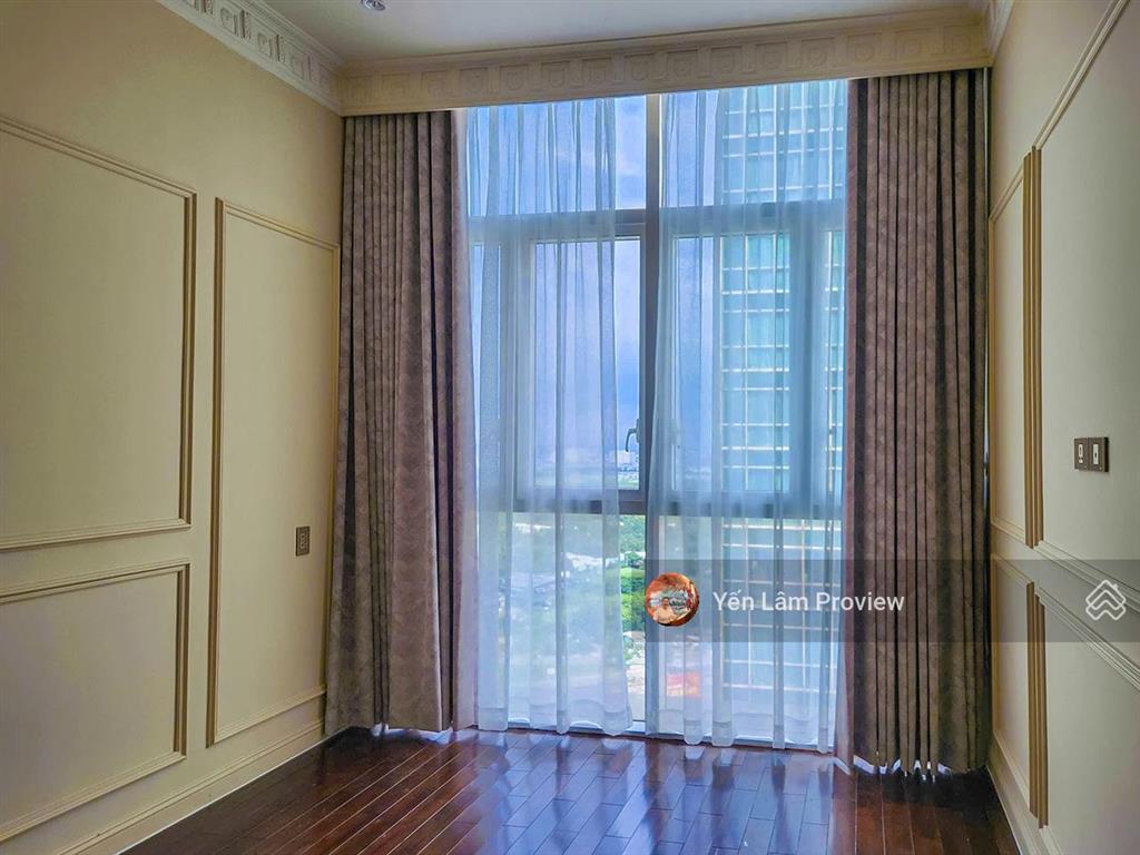 Bán hoặc cho thuê duplex tại the vista an phú tầng cao gồm 4 phòng ngủ view đẹp với diện tích 350m2