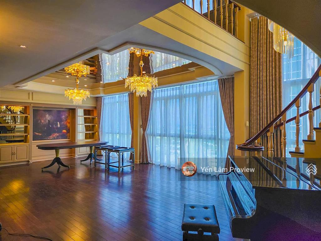 Bán hoặc cho thuê duplex tại the vista an phú tầng cao gồm 4 phòng ngủ view đẹp với diện tích 350m2