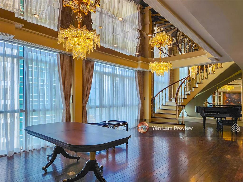 Bán hoặc cho thuê duplex tại the vista an phú tầng cao gồm 4 phòng ngủ view đẹp với diện tích 350m2
