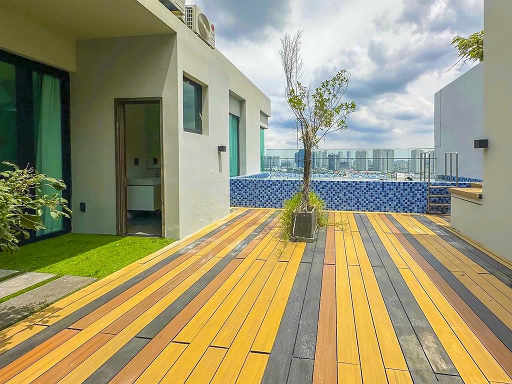 Bán hoặc cho thuê penthouse tại dedge thảo điền view sông gồm 5 phòng ngủ với diện tích 412m2