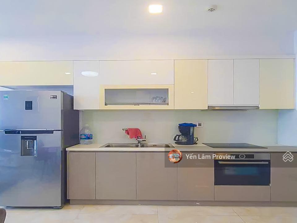 Căn hộ bán tại vinhomes golden river quận 1 tầng cao gồm 1 phòng ngủ diện tích 50m2