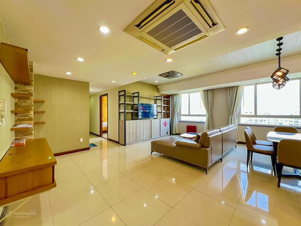 Bán căn hộ ghép tại tropic garden thảo điền gồm 4 phòng ngủ view đẹp với diện tích 176m2