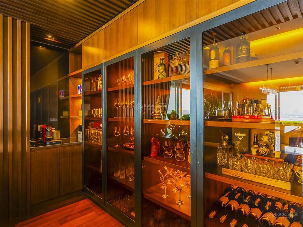 Bán căn penthouse tại diamond island dkc gồm 3 phòng ngủ view sông với diện tích 590m2