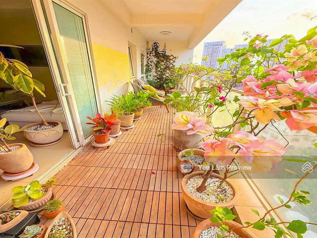 Căn hộ bán tại river garden thảo điền gồm 3 phòng ngủ tầng trung view đẹp với diện tích 135m2