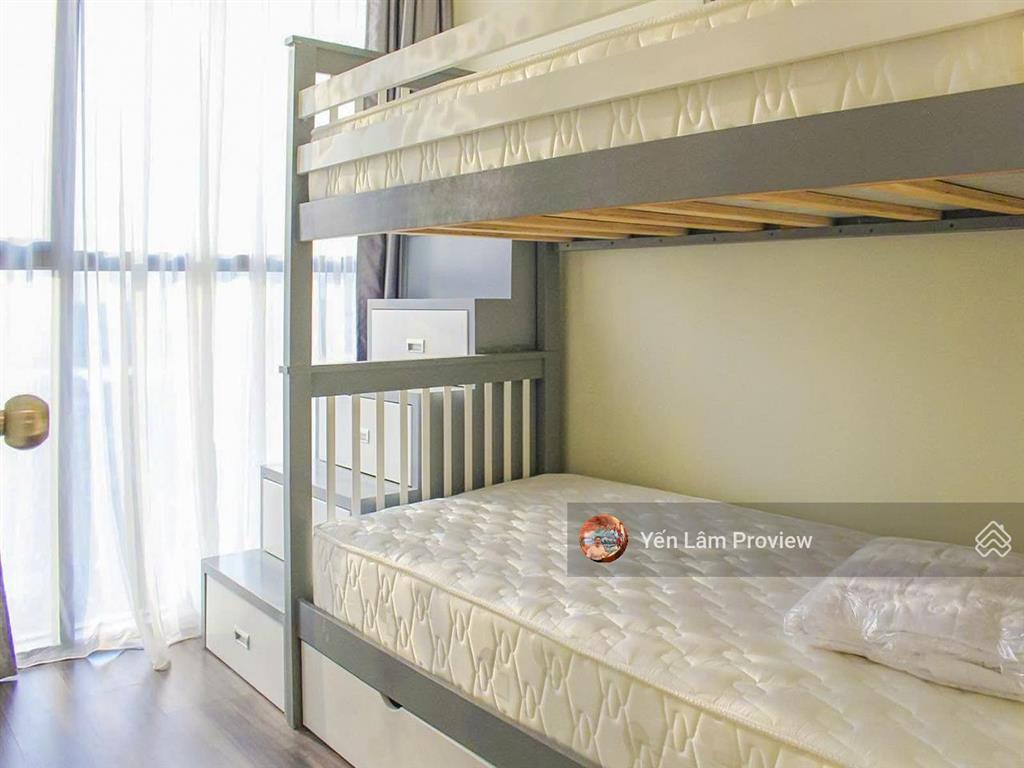 Căn hộ bán tại the ascent thảo điền tầng cao gồm 2 phòng ngủ view đẹp với diện tích 69m2
