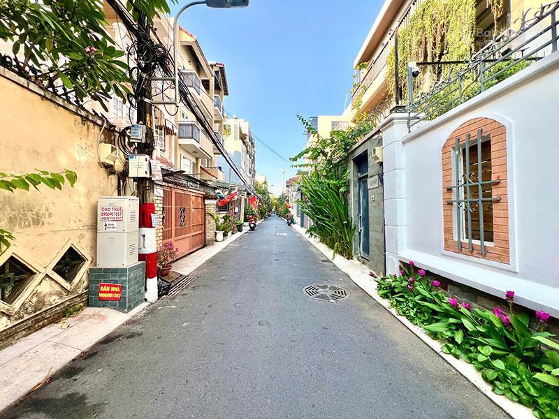 Bán nhà thảo điền khu làng báo chí, 10m *11m, dòng tiền 40tr/tháng, giá 31.3 tỷ