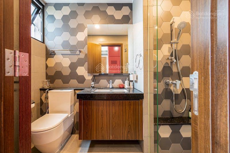 Bán căn hộ tại d'edge thảo điền tầng trung, 187.91m2, 4pn  3wc, view sông, sổ hồng