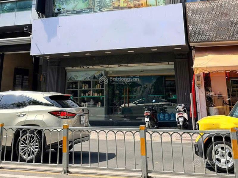 Bán building hai bà trưng q3, đối diện cv lê văn tám, 224,8 m2, có thang máy