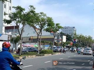 Bán nhà đất mặt tiền trần não, 405m², dòng tiền 400 triệu/tháng, giá chỉ 135 tỷ
