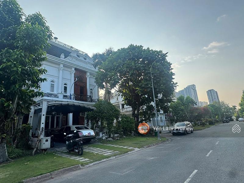 Bán biệt thự siêu sang lan anh, dt 395m² biệt lập, 1 trệt 2 lầu , giá 240 tỷ