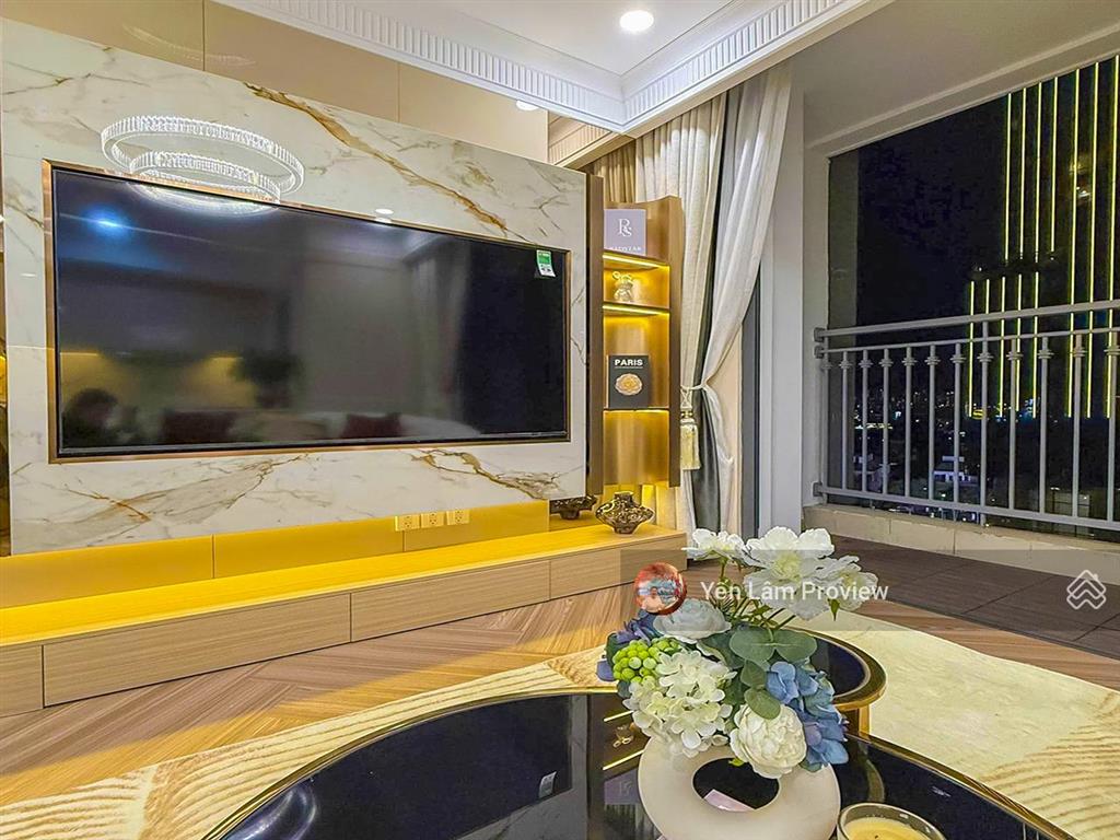 Căn hộ bán tại vinhomes central park vhcp gồm 4 phòng ngủ tầng thấp view đẹp với diện tích 150m2