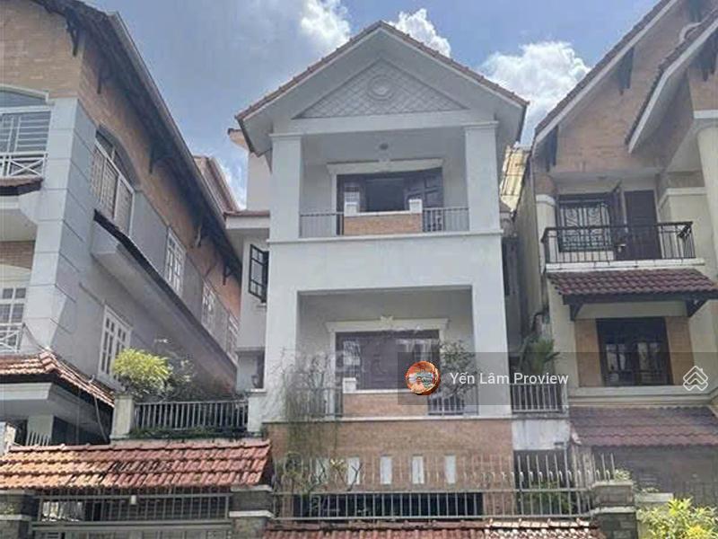 Bán nhà mặt tiền hoa lan, phú nhuận, 144m2, ngang 8m, 3 tầng, giá 53 tỷ