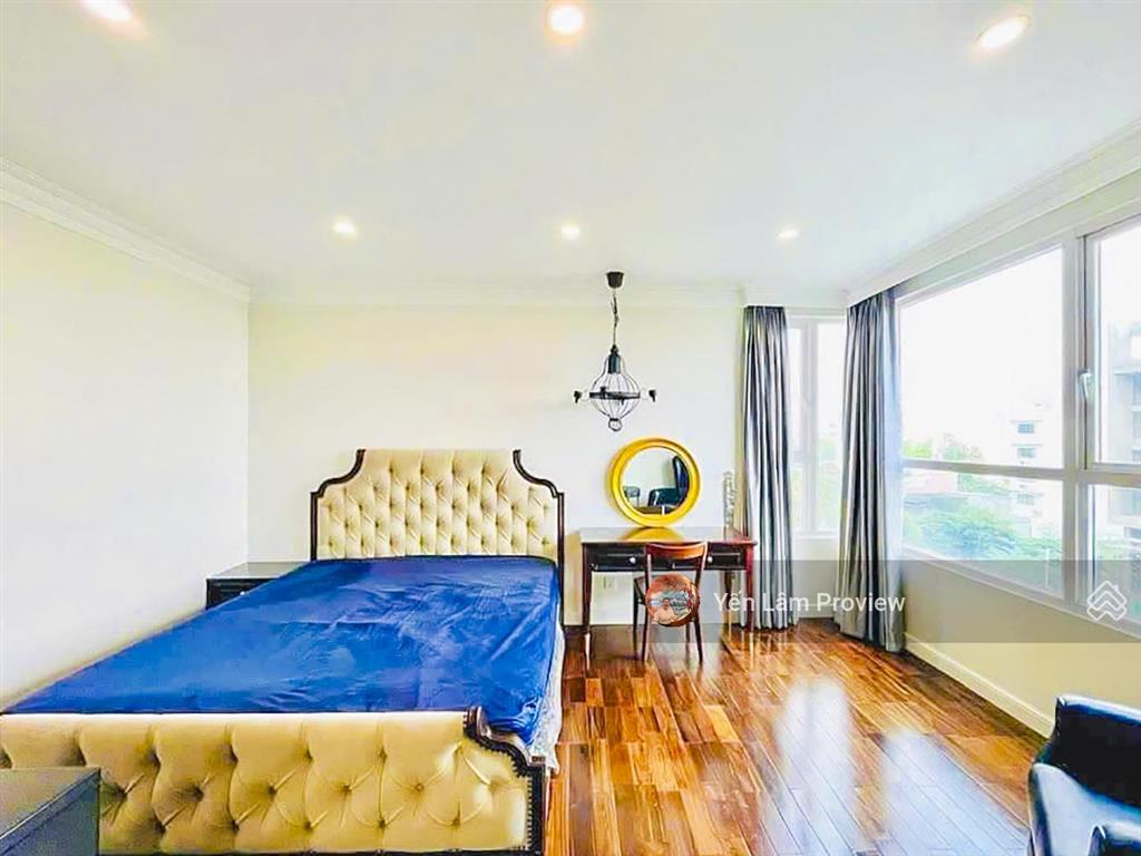 Bán căn hộ duplex tại vista verde gồm 5 phòng ngủ tầng thấp view đẹp với diện tích 185m²