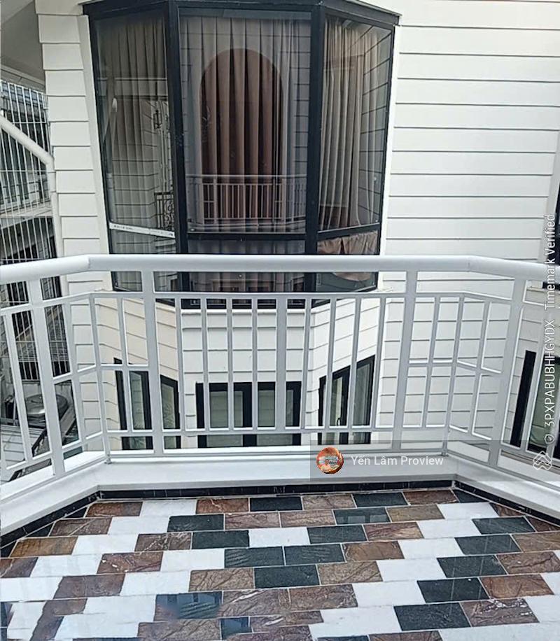 Cho thuê biệt thự căn góc saigon pearl, diện tích 10x21m, có thang máy, nhà mới tinh