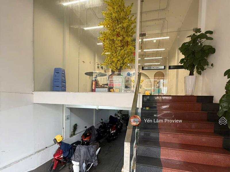 Cho thuê tòa nhà mặt tiền bạch đằng, bình thạnh, 1 hầm 5 tầng. giá 120tr/th