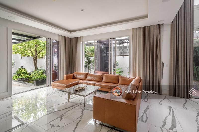 Cho thuê biệt thự thảo điền, 10x20m, 3 tầng, 5pn, sân vườn đẹp, nhà hoàn thiện
