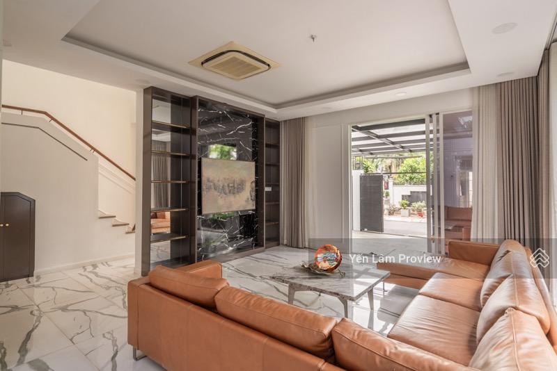 Cho thuê biệt thự thảo điền, 10x20m, 3 tầng, 5pn, sân vườn đẹp, nhà hoàn thiện
