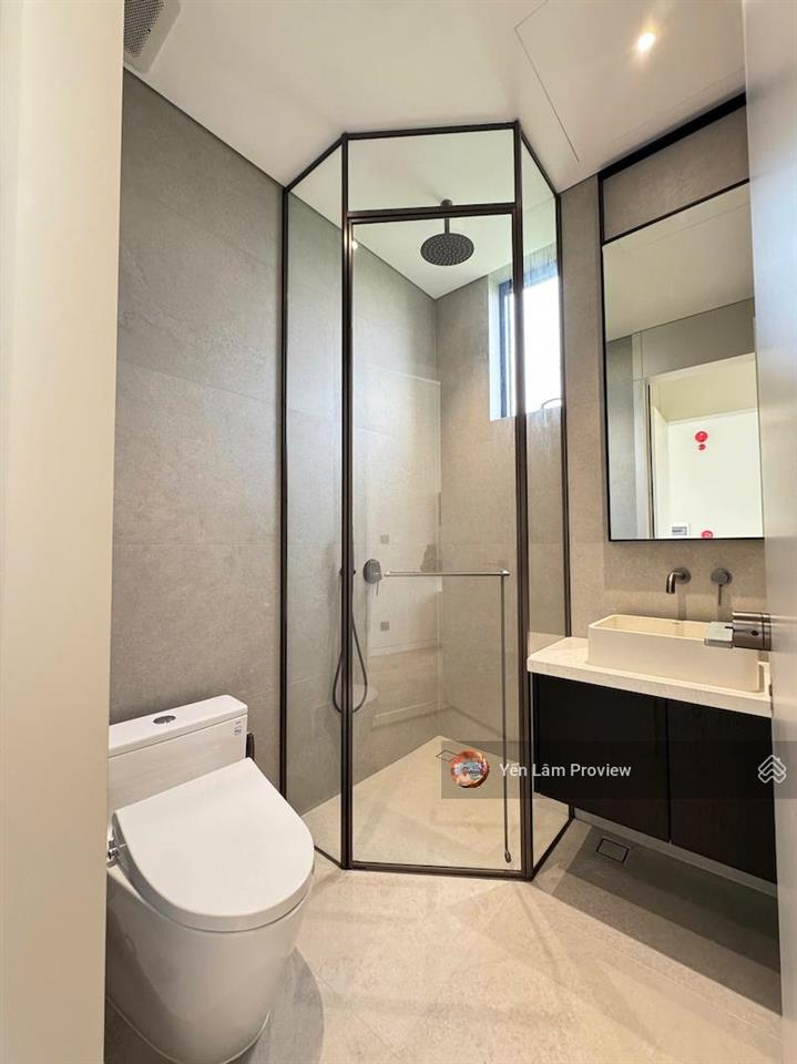 Cho thuê nhà nguyên căn tại thảo điền, 200m², 3 tầng, 4pn, giá 118tr/th