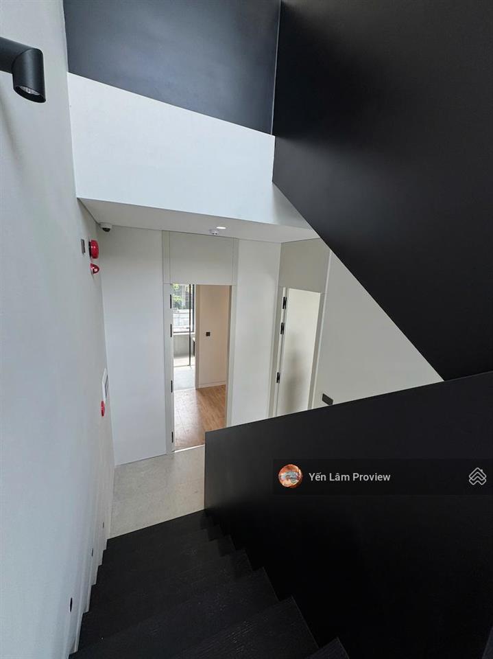 Cho thuê nhà nguyên căn tại thảo điền, 200m², 3 tầng, 4pn, giá 118tr/th