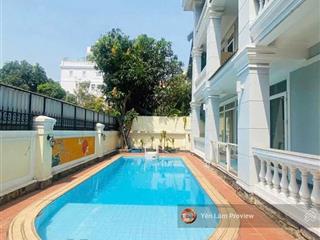 Cho thuê biệt thự thảo điền, 3 tầng, 421m2, 5pn, hồ bơi + sân vườn đẹp