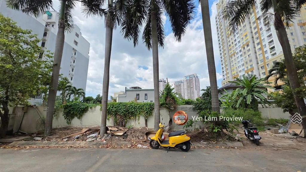 Bán nhà mặt phố tại thảo điền, 27 tỷ, 104,2m2, nhà cũ tiện xây mới, xung quanh tiện ích đầy đủ
