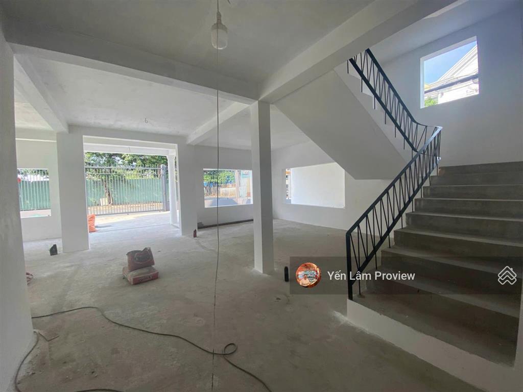 Cho thuê gấp nhà mặt phố đoàn hữu trưng, 125 triệu, 525 m2, 6 phòng lớn, không nội thất
