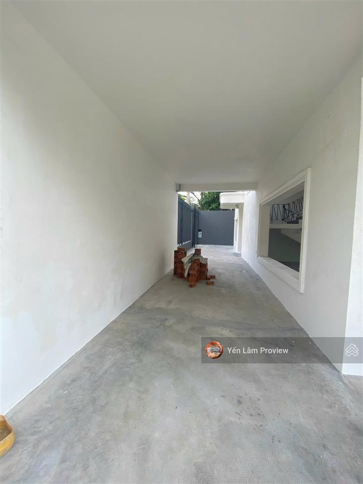 Cho thuê gấp nhà mặt phố đoàn hữu trưng, 125 triệu, 525 m2, 6 phòng lớn, không nội thất