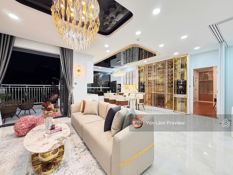 Bán penthouse vinhomes central park tòa c2 căn góc 3pn, 150m2, giá cực sốc